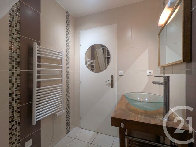 Appartement T2 à vendre - 2 pièces - 44.98 m2 - GRENOBLE - 38 - RHONE-ALPES - Century 21 Immobilier Du Palais