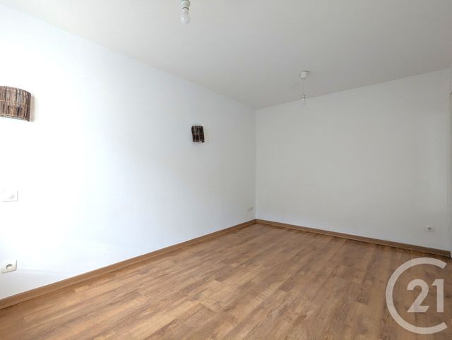 Appartement T2 à vendre - 2 pièces - 44.98 m2 - GRENOBLE - 38 - RHONE-ALPES - Century 21 Immobilier Du Palais