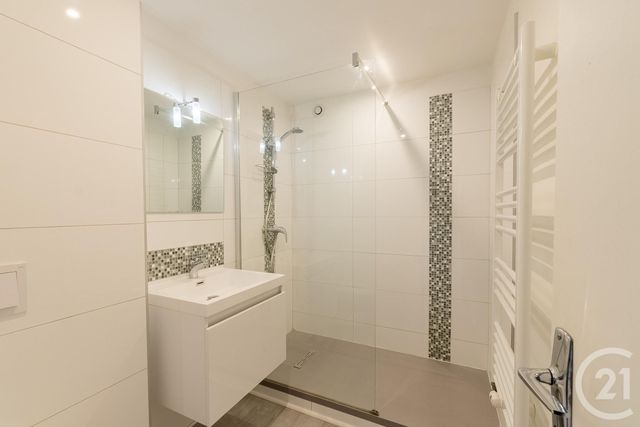 maison à vendre - 7 pièces - 176.0 m2 - BIVIERS - 38 - RHONE-ALPES - Century 21 Immobilier Du Palais