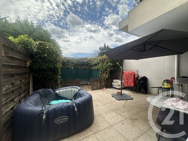 Appartement T3 à vendre - 3 pièces - 64.1 m2 - GRENOBLE - 38 - RHONE-ALPES - Century 21 Immobilier Du Palais
