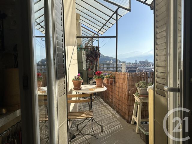 Appartement T3 à vendre - 3 pièces - 79.67 m2 - GRENOBLE - 38 - RHONE-ALPES - Century 21 Immobilier Du Palais