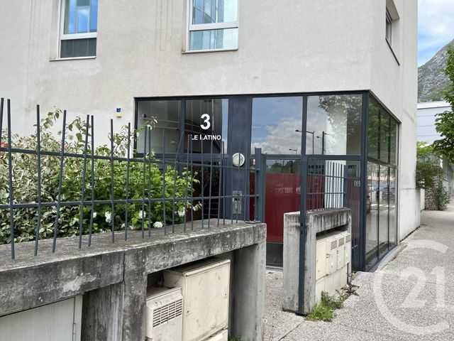 Appartement F1 à vendre - 1 pièce - 18.22 m2 - ST MARTIN LE VINOUX - 38 - RHONE-ALPES - Century 21 Immobilier Du Palais