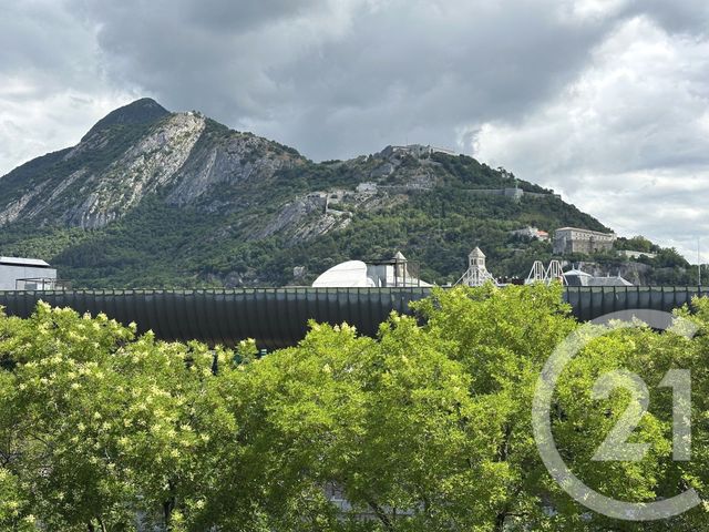 Appartement F1 à vendre - 1 pièce - 11.6 m2 - GRENOBLE - 38 - RHONE-ALPES - Century 21 Immobilier Du Palais